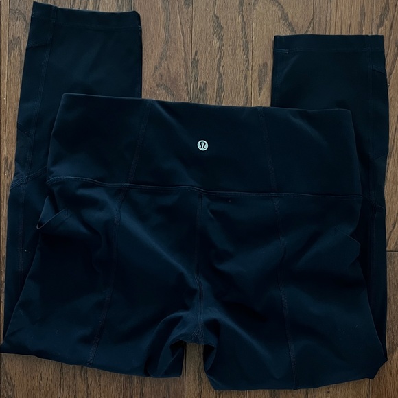 Lululemon High Rise Pace Rival Navy Size 8 - Picture 1 of 7